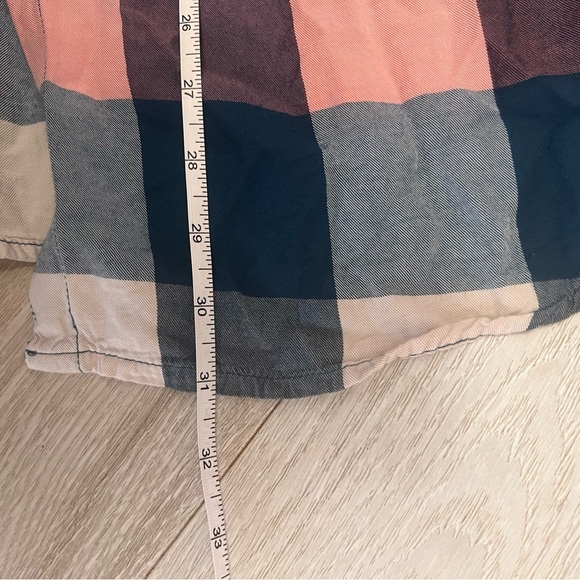 Torrid Women’s 3X Lizzie Rayon Twill Button-Up Long Sleeve Shirt Pink Blue - Picture 7 of 9